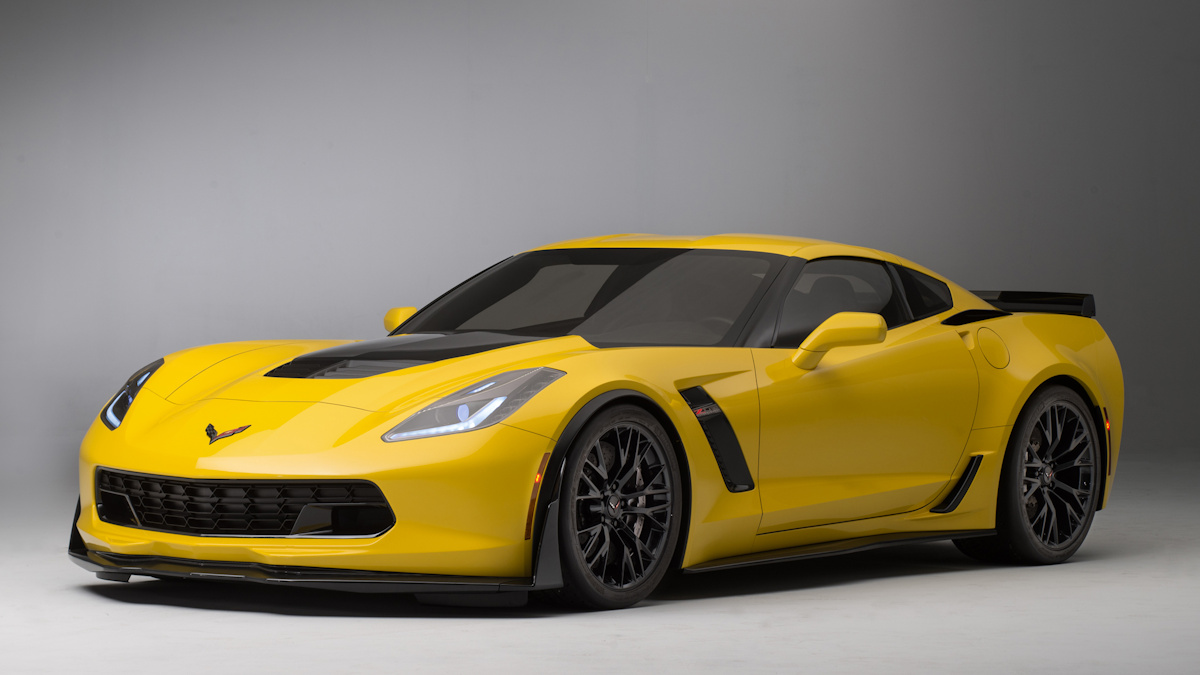 Corvette Generations/C7/C7 2015 Z06 front three quarters.jpg